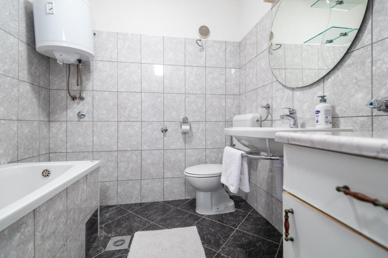 Apartman Vito Neum Ngoại thất bức ảnh