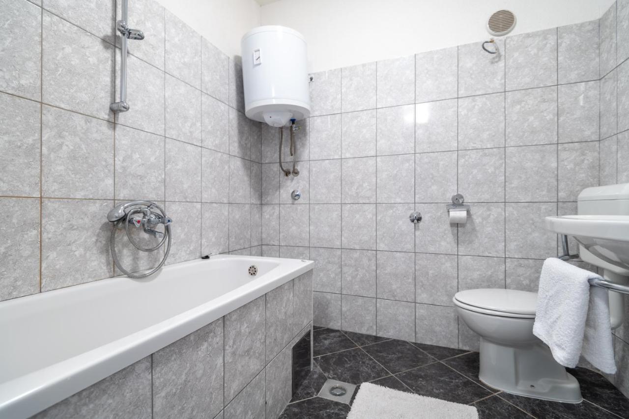 Apartman Vito Neum Ngoại thất bức ảnh